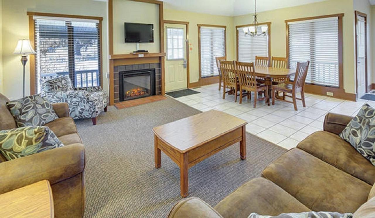 Pocono Villas Resort 东斯特劳兹堡 外观 照片