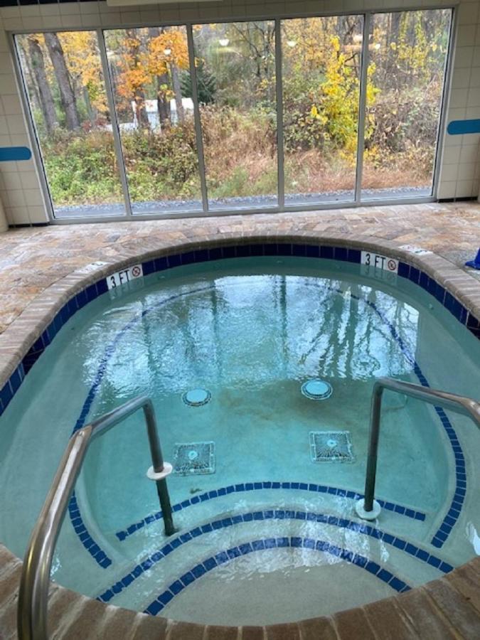 Pocono Villas Resort 东斯特劳兹堡 外观 照片