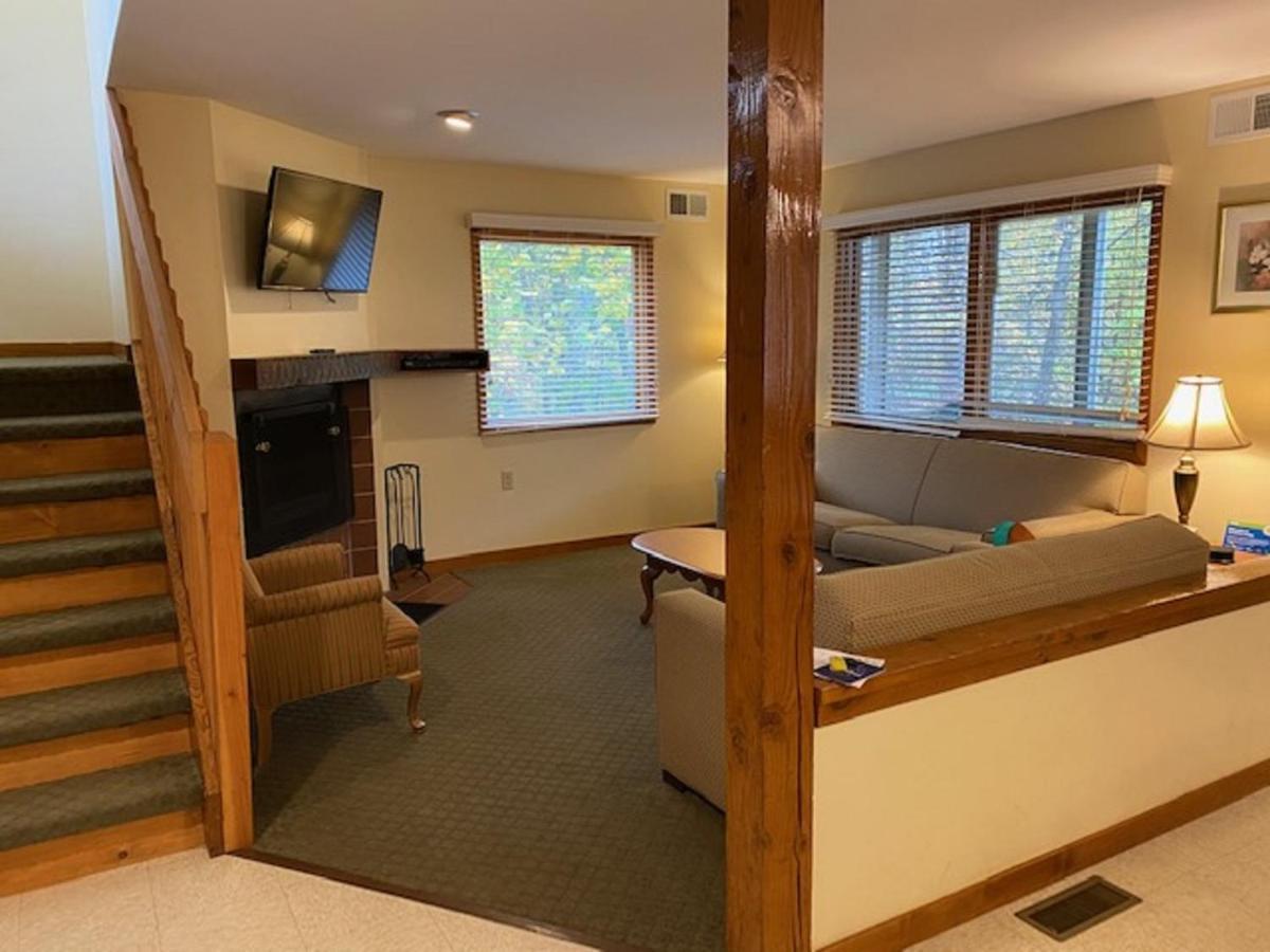 Pocono Villas Resort 东斯特劳兹堡 外观 照片
