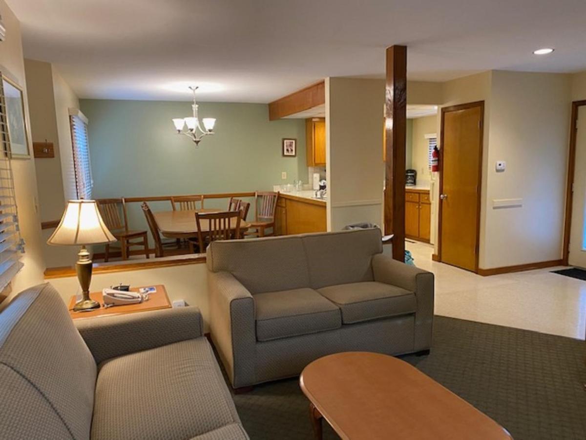 Pocono Villas Resort 东斯特劳兹堡 外观 照片
